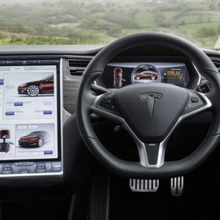 Tesla-Innen